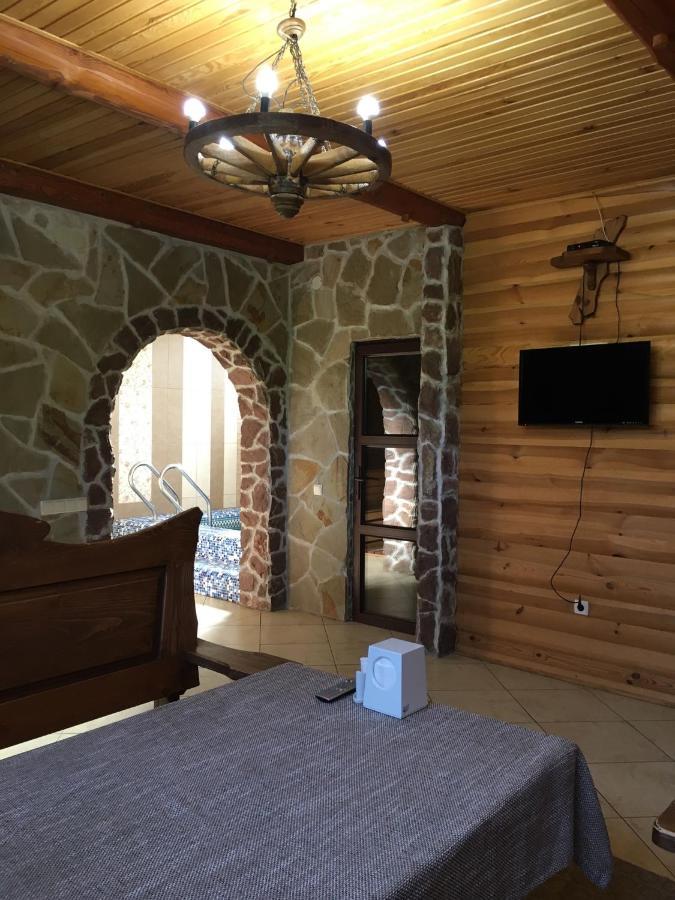 Sokolyne Gnizdo Hotel Korostov Bagian luar foto