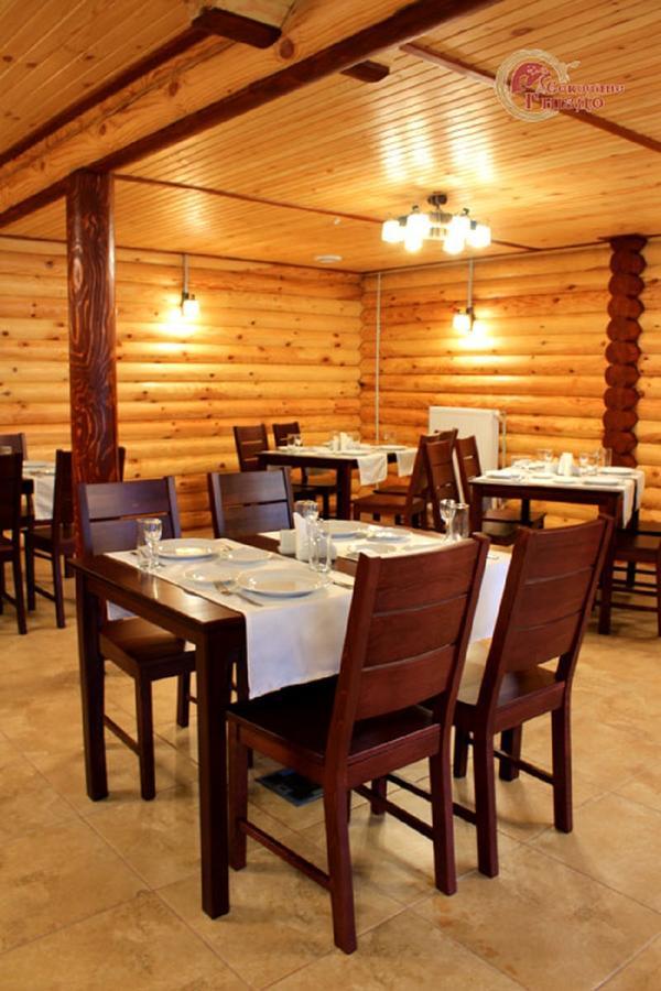 Sokolyne Gnizdo Hotel Korostov Bagian luar foto