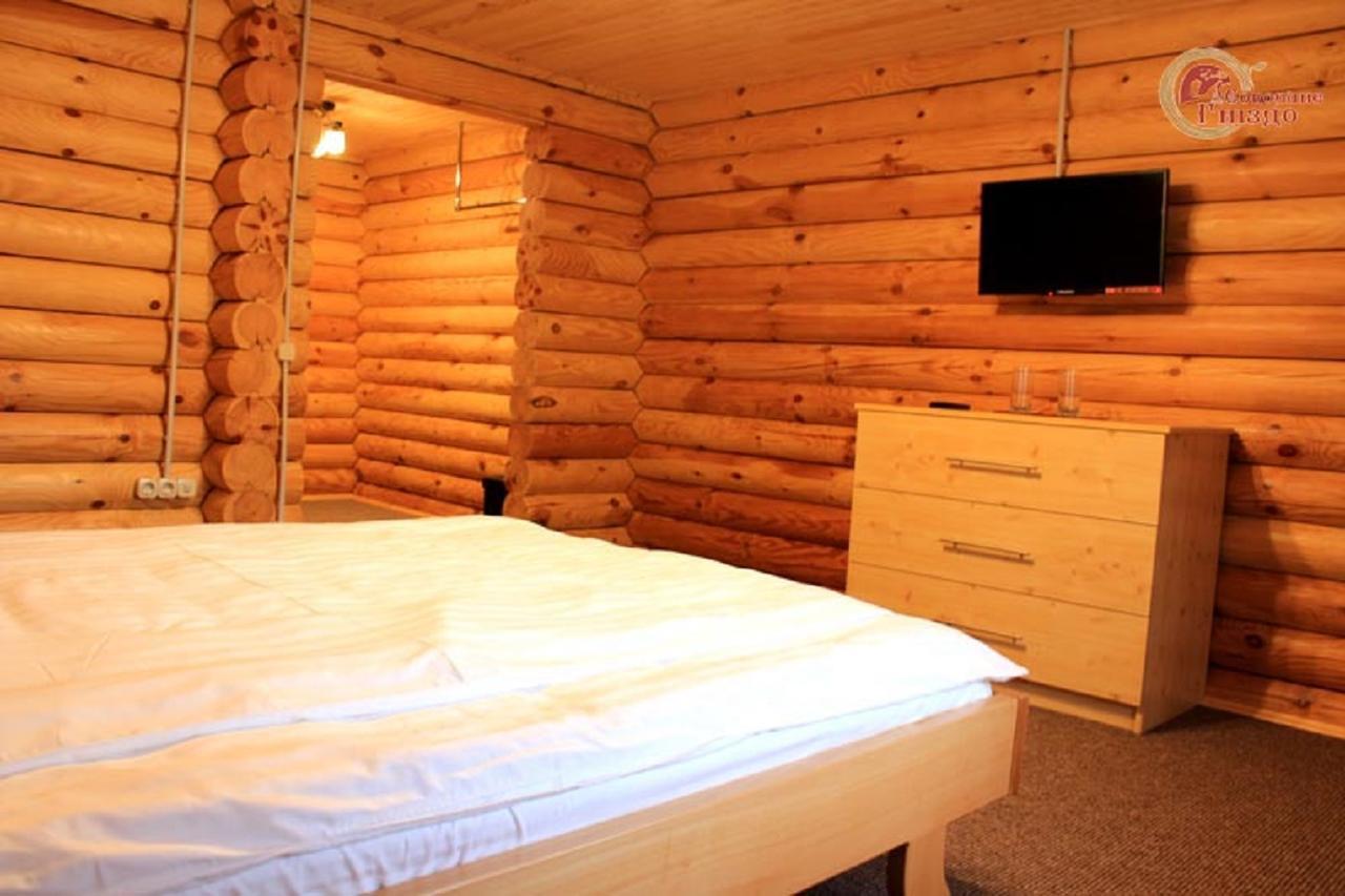 Sokolyne Gnizdo Hotel Korostov Bagian luar foto